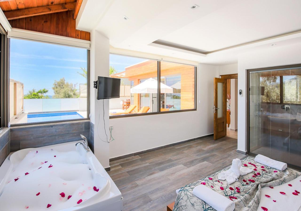 Villa 2 Sleeps 4 Isolated Honeymoon-Villa Sardunya Kaş Exterior foto
